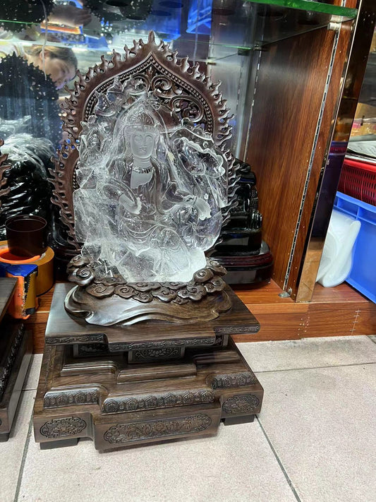 Crystal carving Kwan Yin