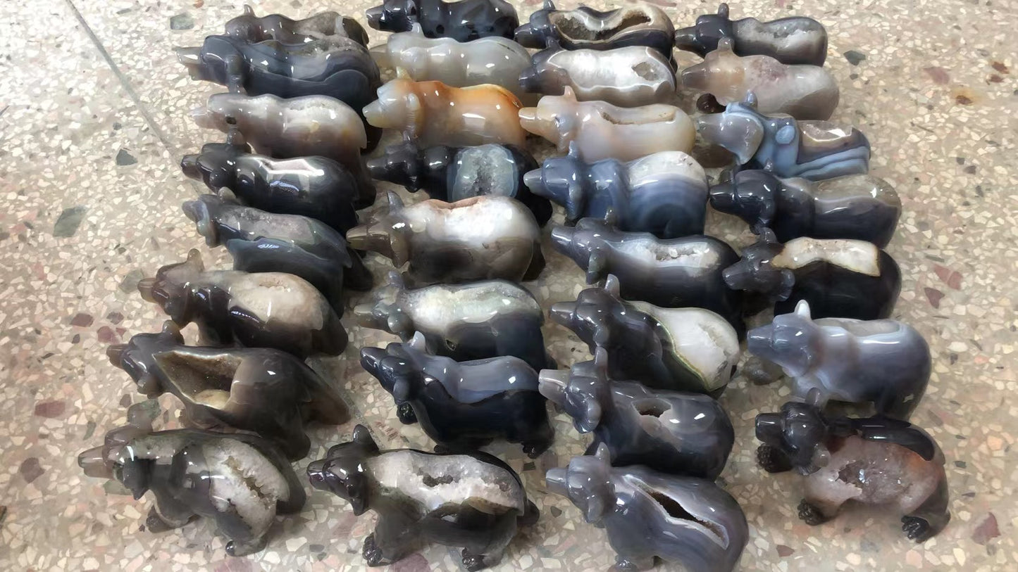 Agate carving Bear assorted size