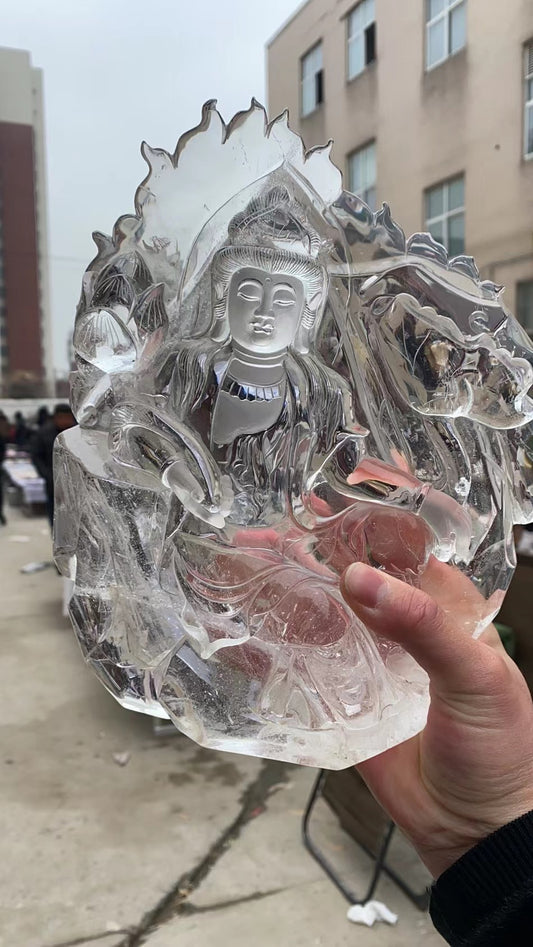 Crystal carving Kwan Yin