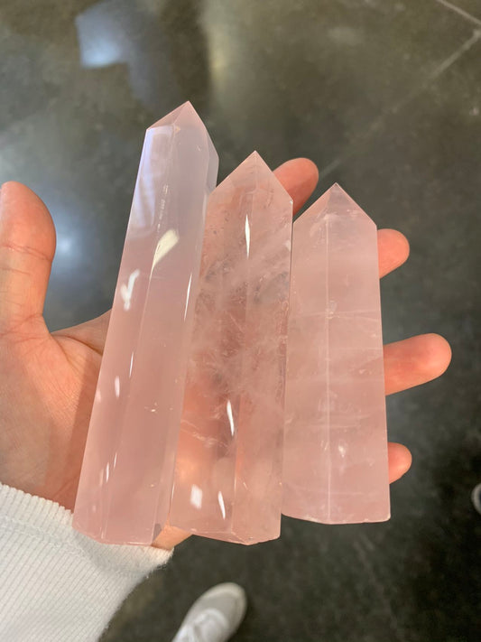 Rose Quartz point free size