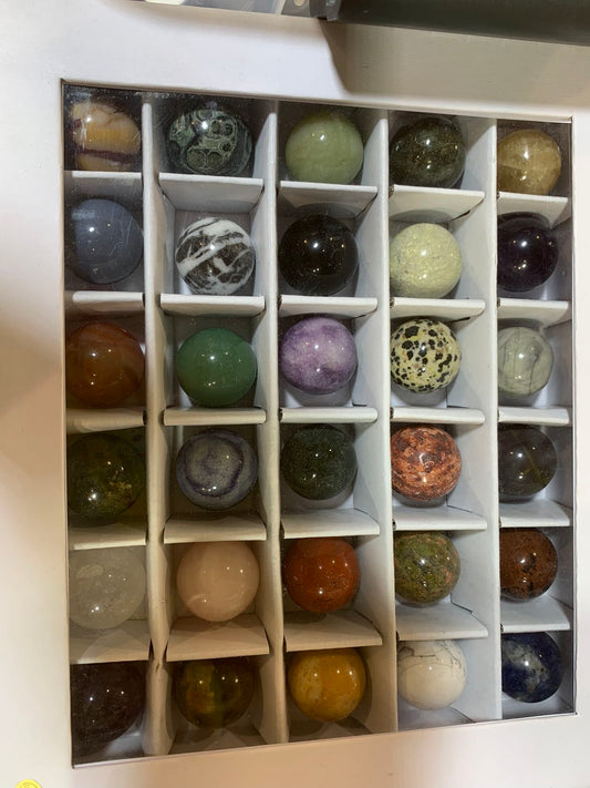 Assorted stone sphere 30mm with box