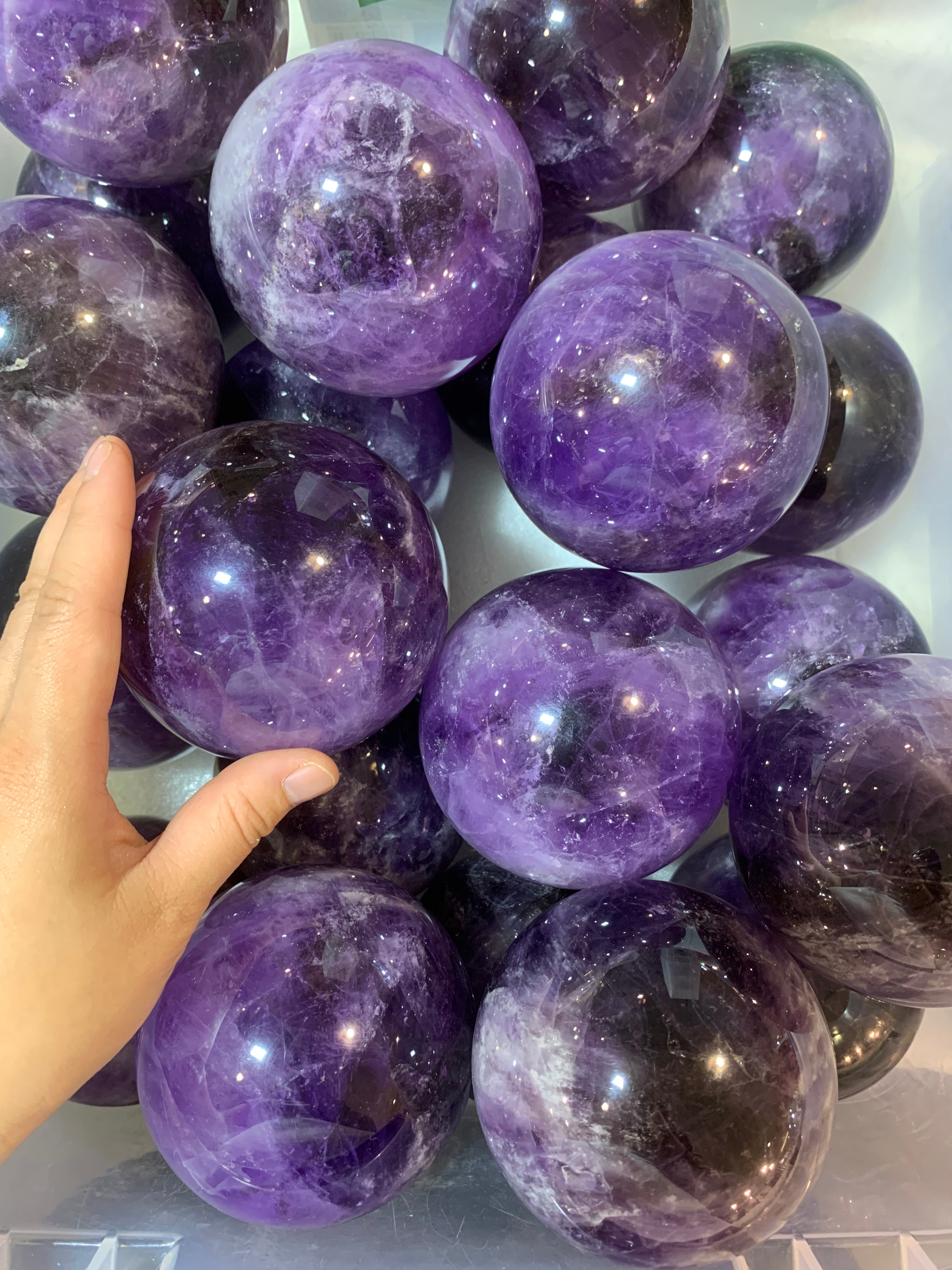 Amethyst assorted size sphere – C.Y.Lin Co.