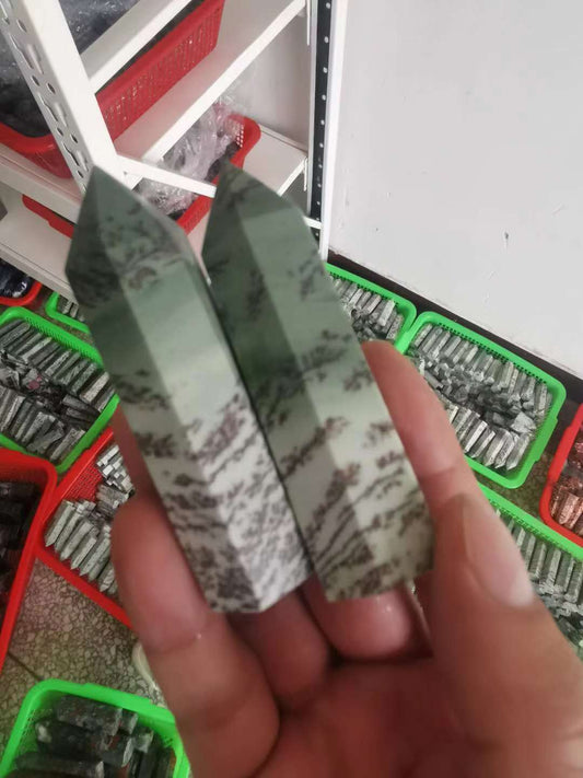 Dendritic jade free size