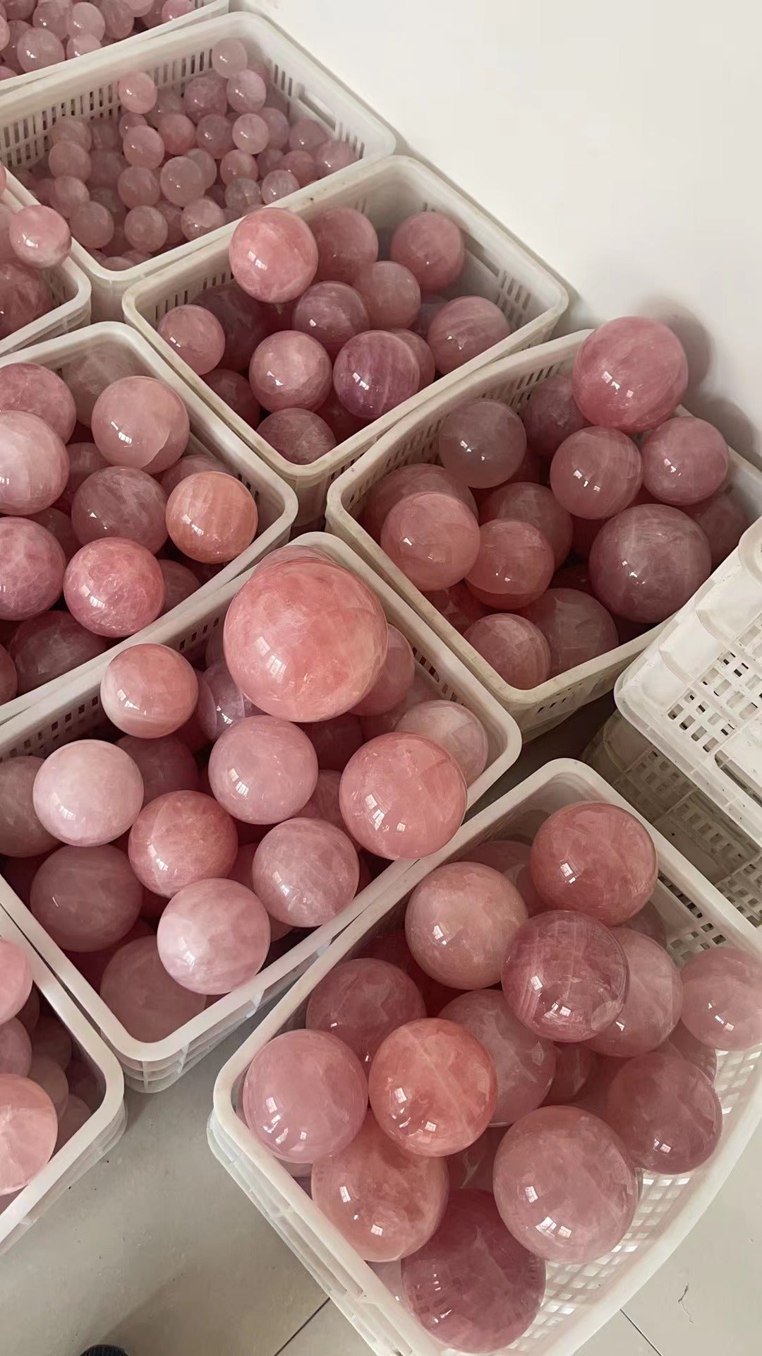 Rose quartz assorted size sphere