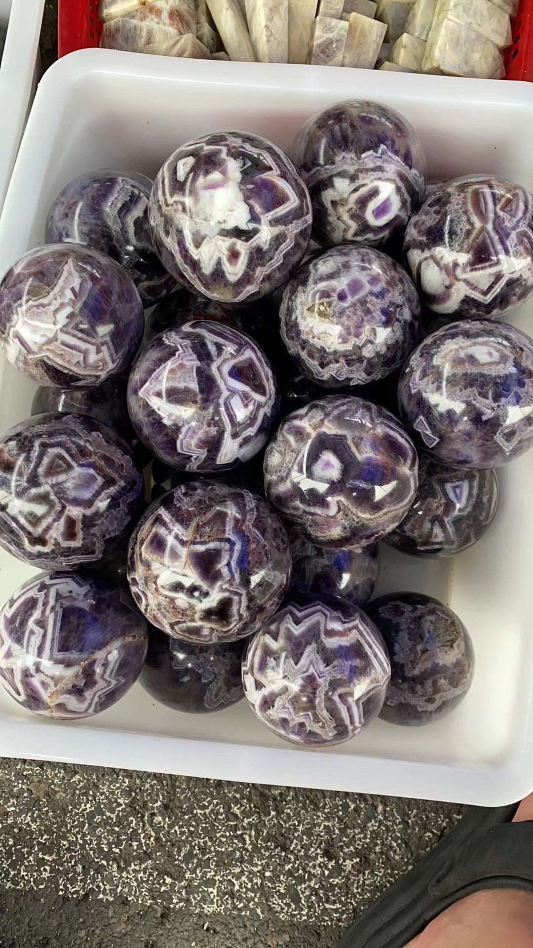 Amethyst dog-teeth assorted size sphere