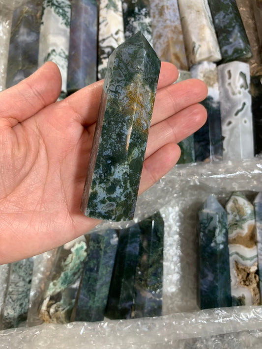 Moss agate point
